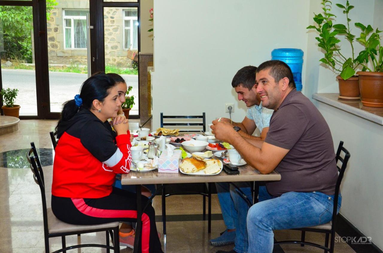 Asour Hotel Goris Exteriér fotografie